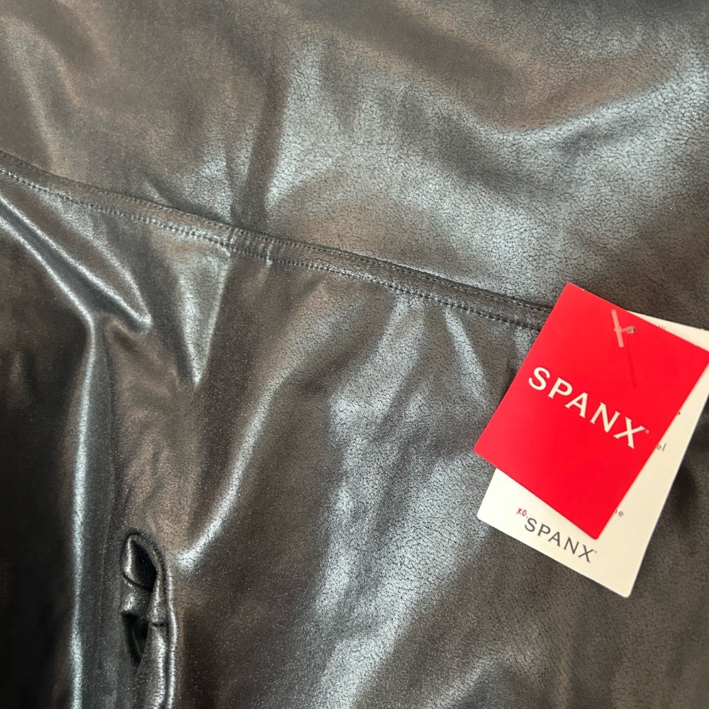 Spanx vegan leather leggings black (M)